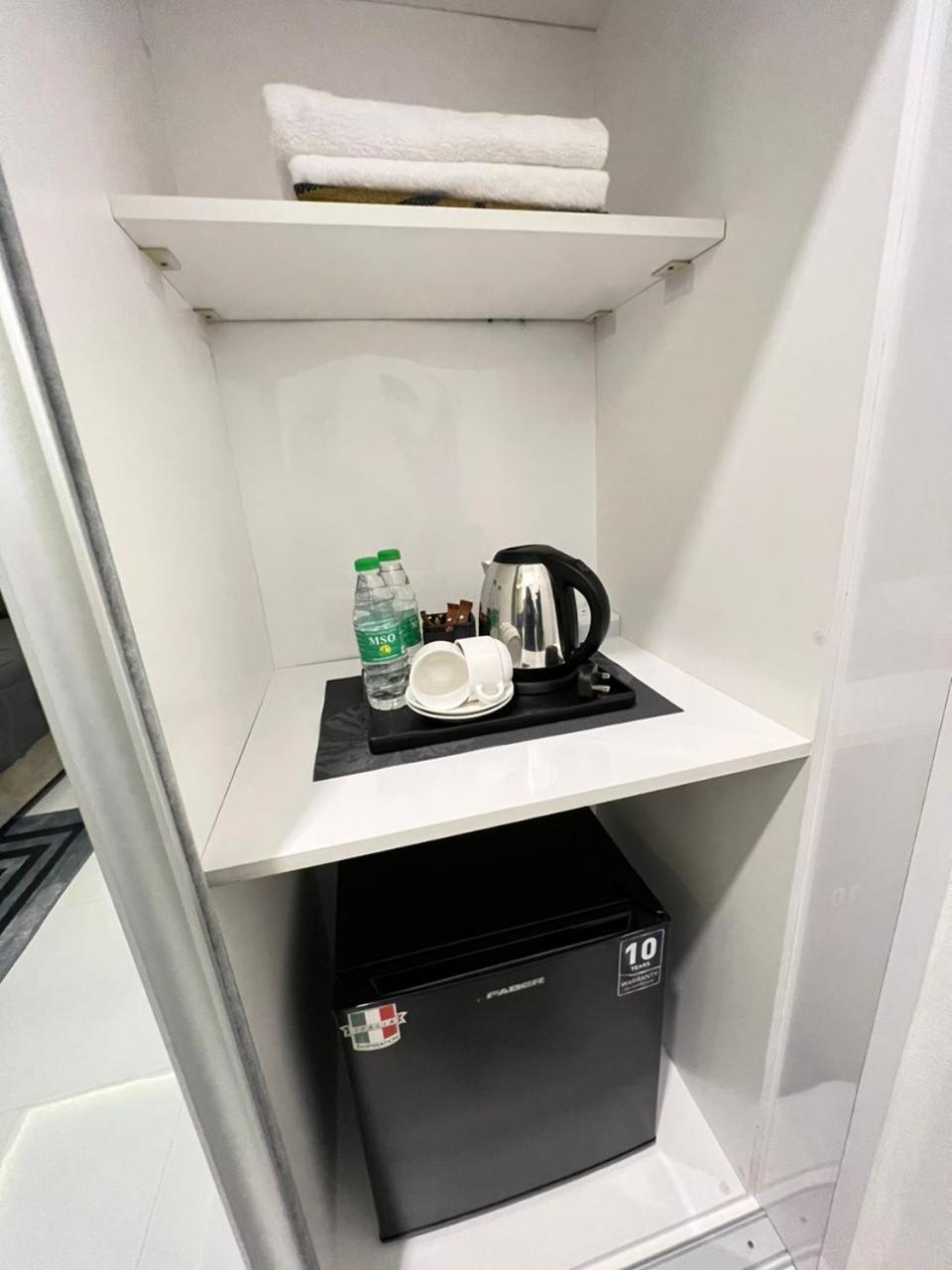 Auranad Tinyhouse Bandar Tanah Merah Wifi Netflix Екстер'єр фото