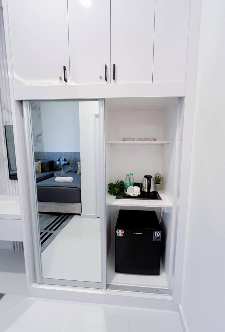 Auranad Tinyhouse Bandar Tanah Merah Wifi Netflix Екстер'єр фото
